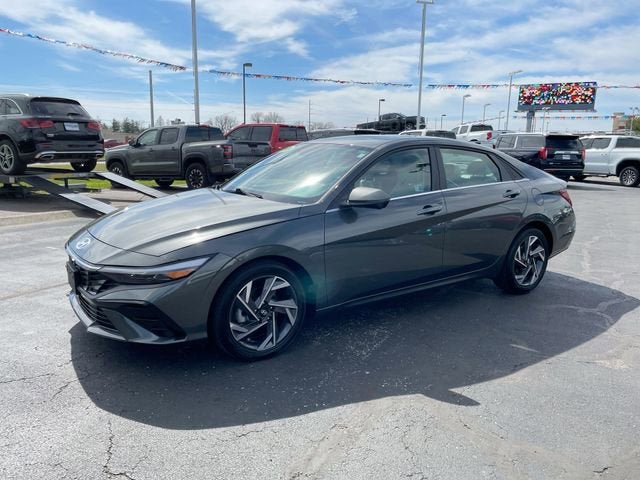 2024 Hyundai Elantra Limited