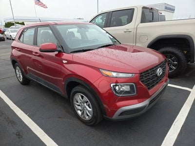 2025 Hyundai Venue SE