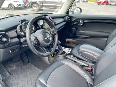 2017 MINI Hardtop Cooper