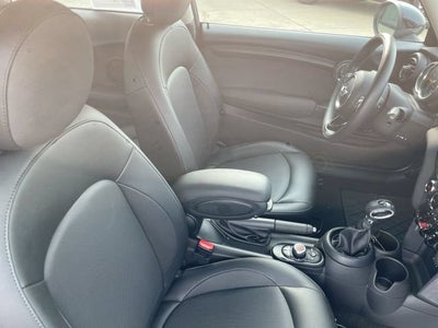 2017 MINI Hardtop Cooper