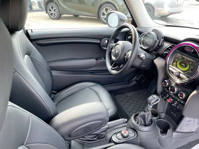 2017 MINI Hardtop Cooper