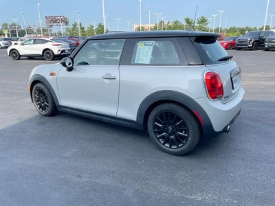 2017 MINI Hardtop Cooper