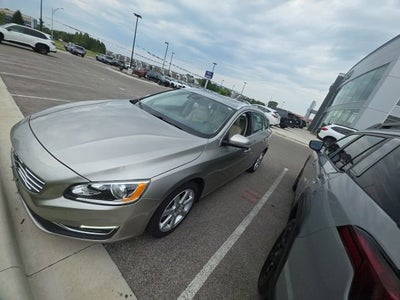 2016 Volvo V60 T5 Drive-E Premier