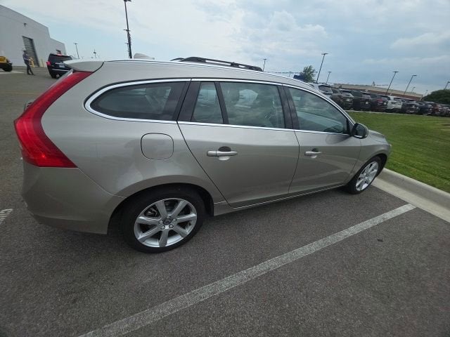 2016 Volvo V60 T5 Drive-E Premier