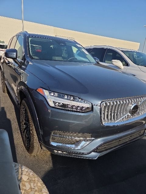 2025 Volvo XC90 Core