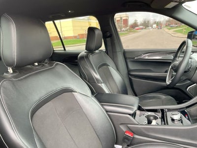 2022 Jeep Grand Cherokee Altitude