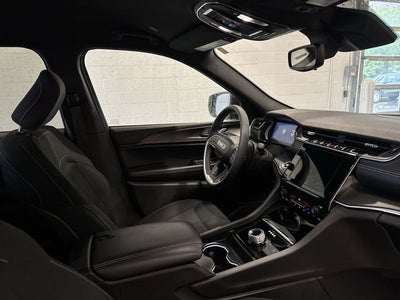 2024 Jeep Grand Cherokee L Laredo