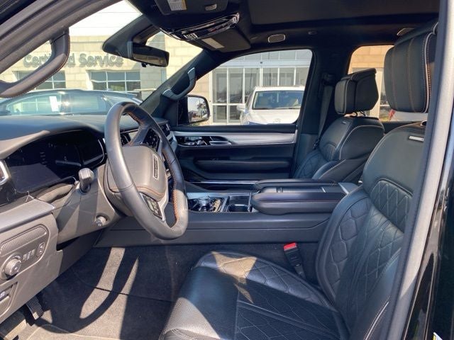 2023 Jeep Grand Wagoneer Series III