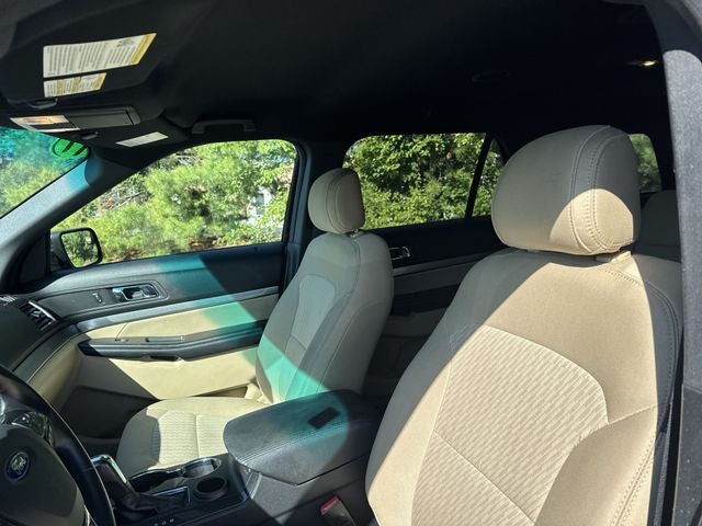 2017 Ford Explorer Base