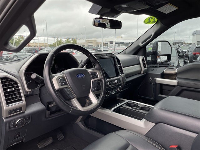 2022 Ford F-350SD Lariat