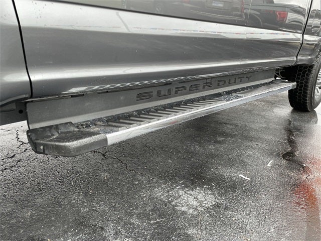 2022 Ford F-350SD Lariat