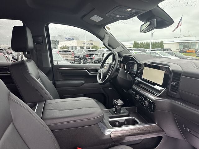 2025 Chevrolet Silverado 1500 LTZ