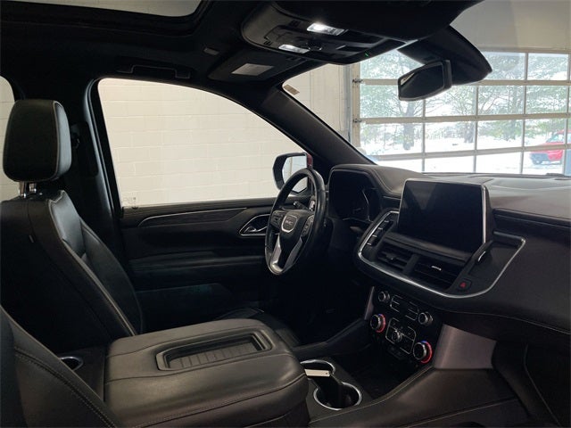 2021 GMC Yukon XL SLT