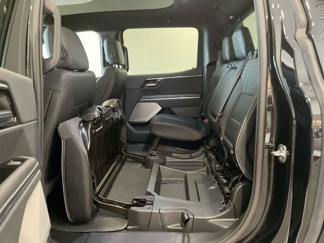 2025 GMC Sierra EV Denali