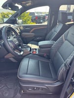 2025 GMC Canyon Denali