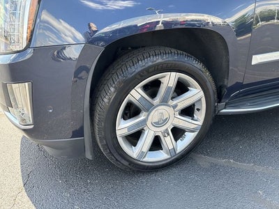 2019 Cadillac Escalade Luxury