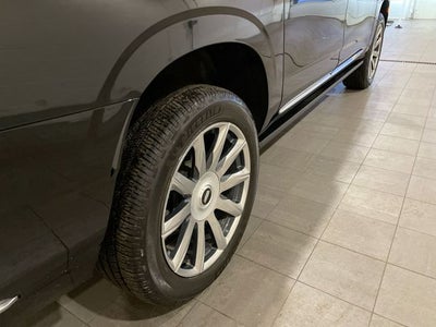 2023 Cadillac Escalade ESV Premium Luxury Platinum