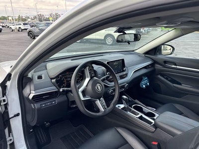 2025 Nissan Altima 2.5 SR