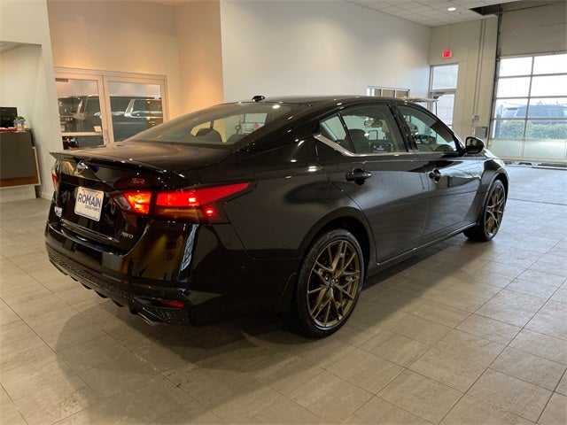 2025 Nissan Altima 2.5 SR