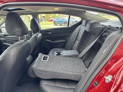 2025 Nissan Altima 2.5 SR
