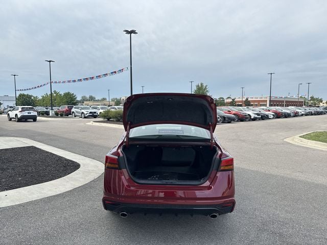 2025 Nissan Altima 2.5 SR