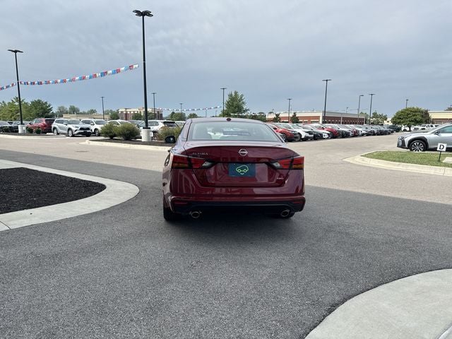 2025 Nissan Altima 2.5 SR