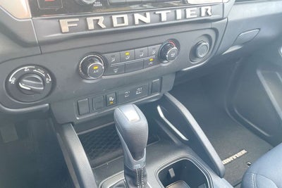 2025 Nissan Frontier SV