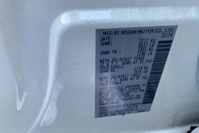 2025 Nissan Frontier SV