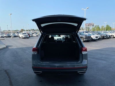 2025 Volkswagen Atlas 2.0T SE w/Technology