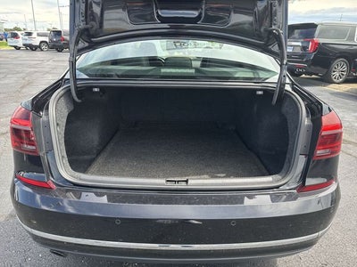2017 Volkswagen Passat 1.8T SE w/Technology
