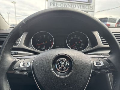 2017 Volkswagen Passat 1.8T SE w/Technology