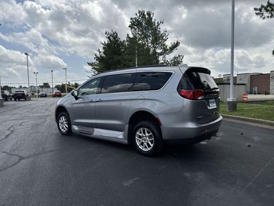 2020 Chrysler Voyager LXI Mobility