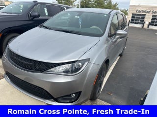 2020 Chrysler Pacifica Touring