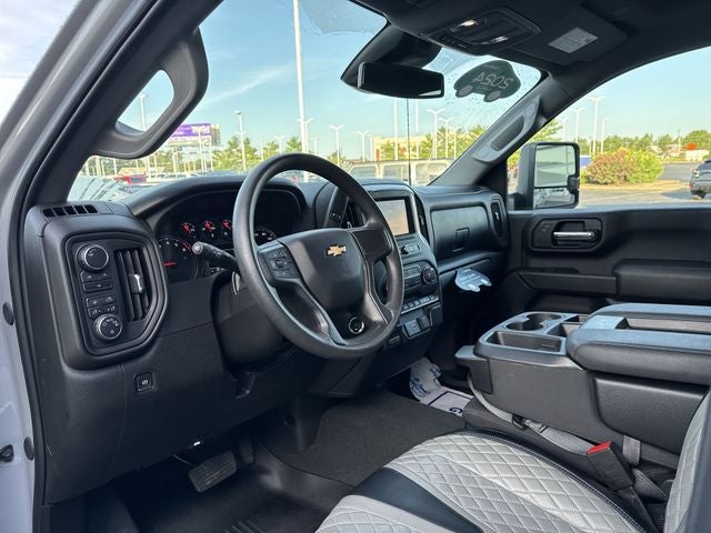 2024 Chevrolet Silverado 2500HD Custom