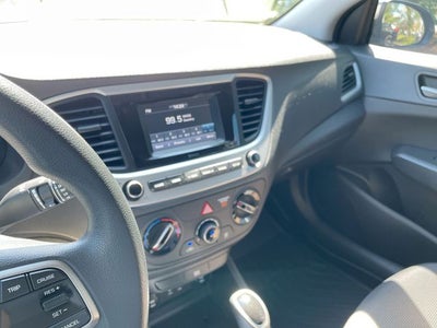 2021 Hyundai Accent SE
