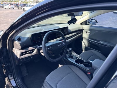 2025 Kia K4 LX