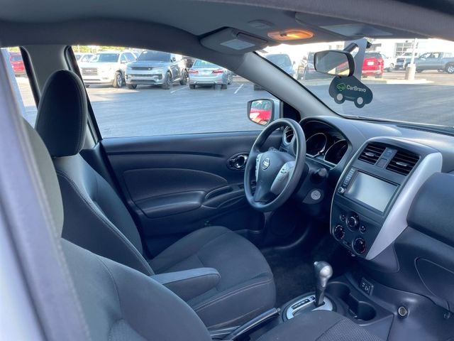 2019 Nissan Versa 1.6 SV