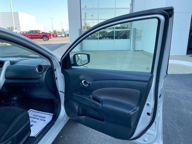 2019 Nissan Versa 1.6 SV