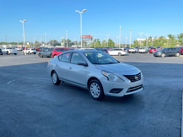2019 Nissan Versa 1.6 SV