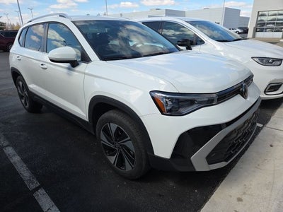 2025 Volkswagen Taos 1.5T SE