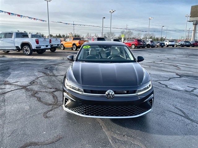 2025 Volkswagen Jetta 1.5T SE