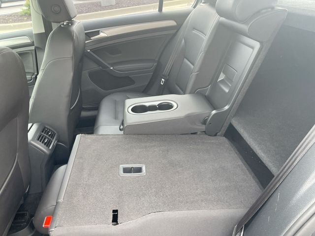 2015 Volkswagen Golf TDI SE 4-Door