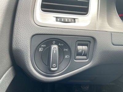 2015 Volkswagen Golf TDI SE 4-Door