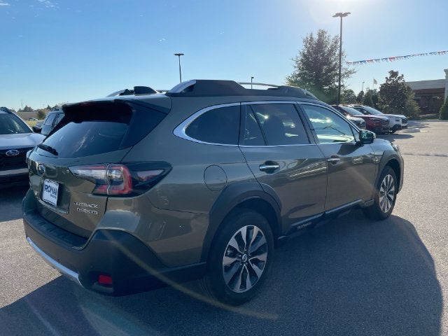 2025 Subaru Outback Touring XT