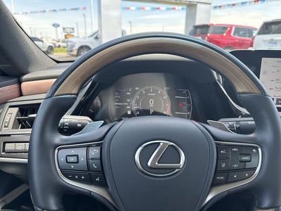 2025 Lexus ES 350 Ultra Luxury