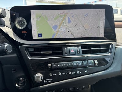 2025 Lexus ES 350 Ultra Luxury