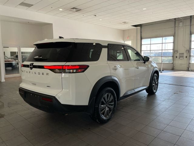 2025 Nissan Pathfinder S