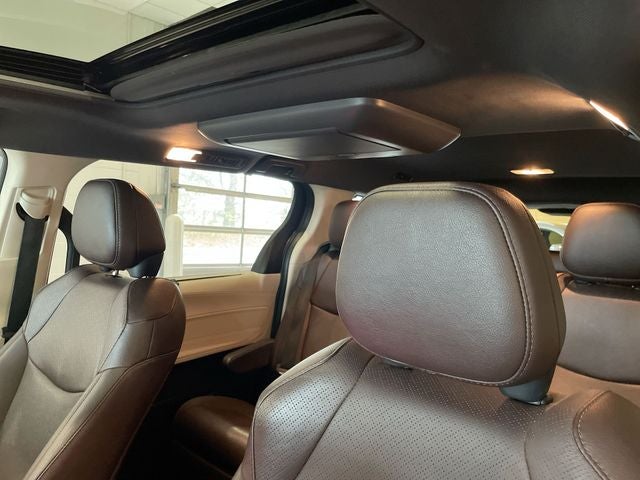 2023 Toyota Sienna Platinum 7 Passenger