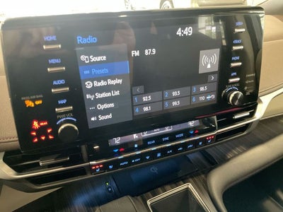 2023 Toyota Sienna Platinum 7 Passenger