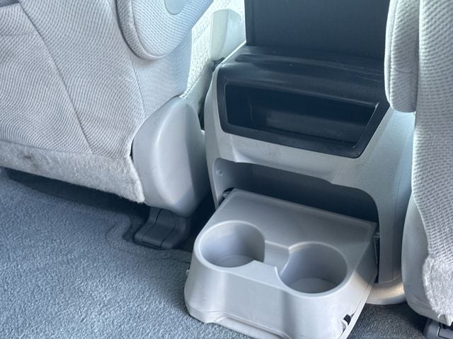 2012 Toyota Sienna LE 8 Passenger